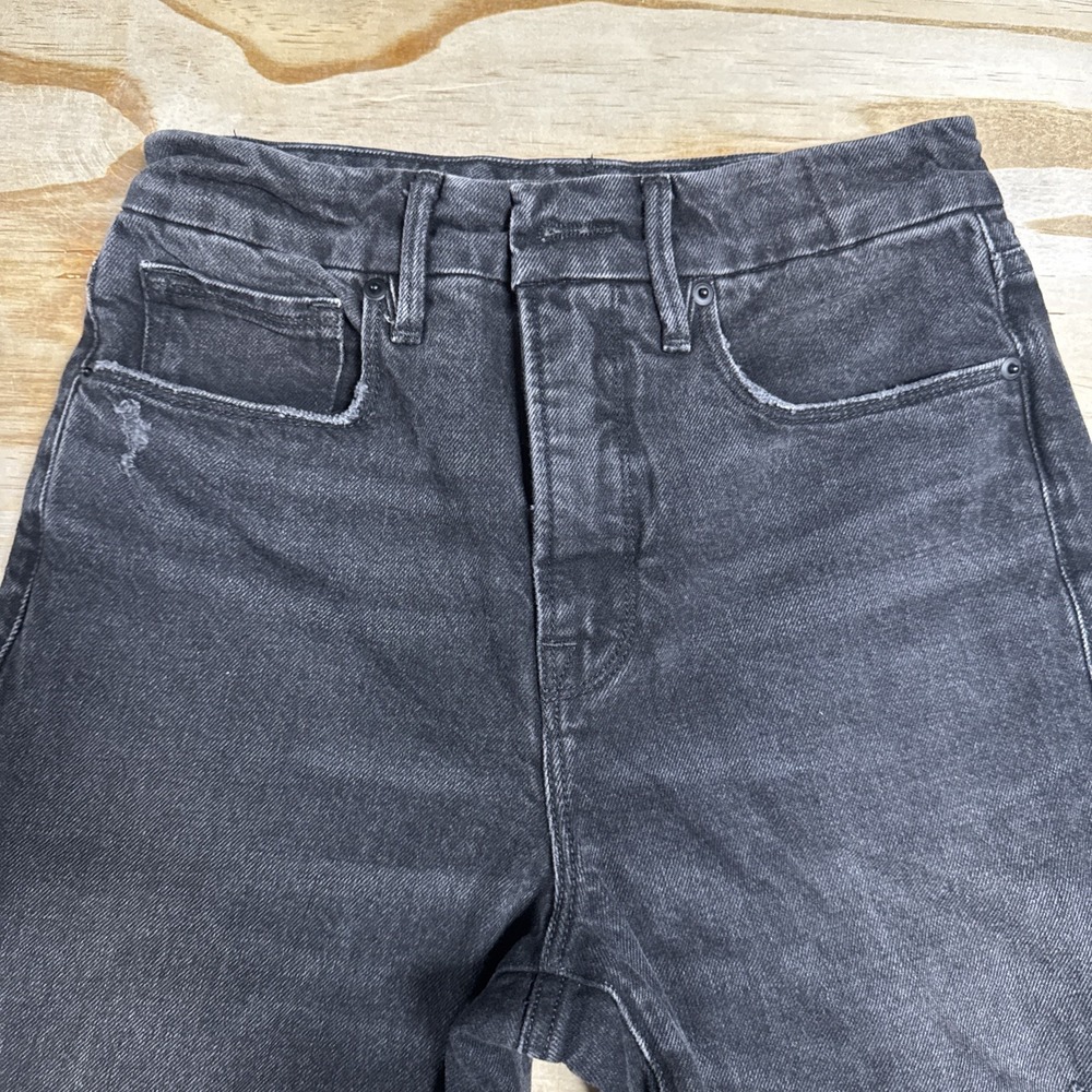 Good American Black 2/26 Distressed With Fake Whole And Side Slit Straight Legs - Picture 5 of 9